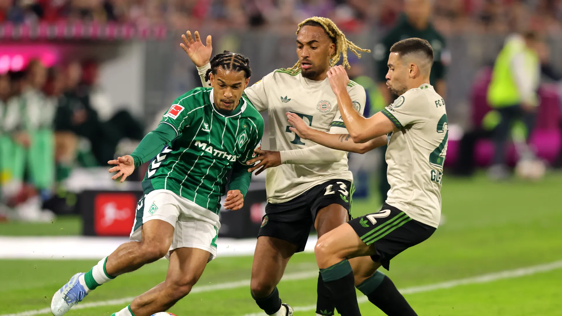 Vincent Kompany l'ha schierato titolare nel 50% delle partite disputate finora 
