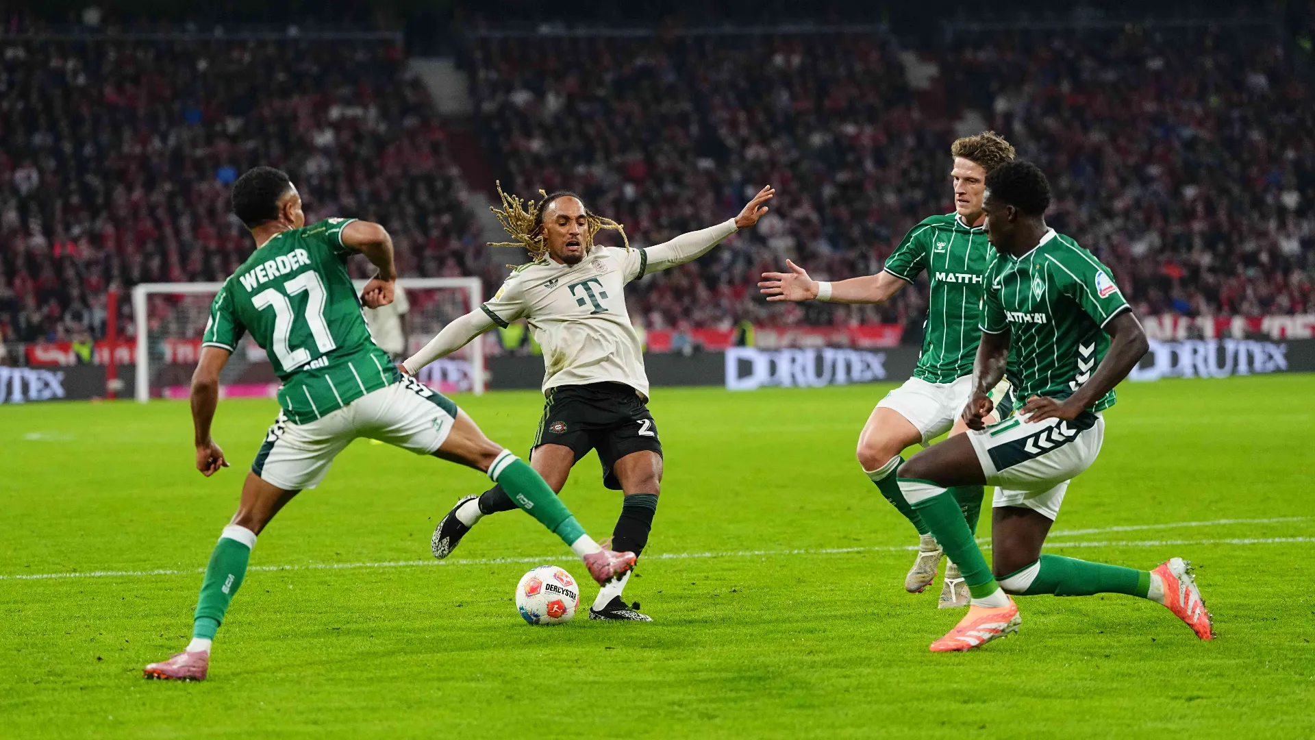 Già in estate sembrava destinato a lasciare il Bayern Monaco, poi è rimasto in Germania

