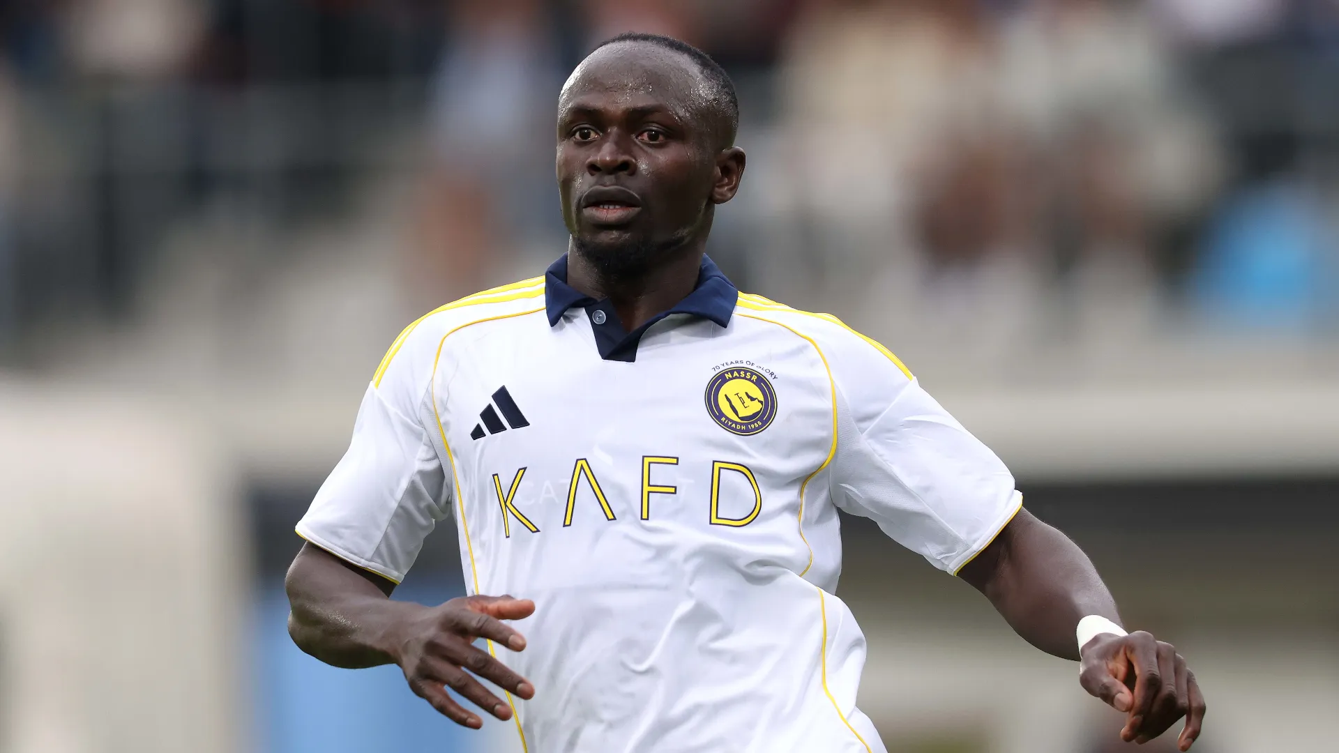 8- Sadio Mané, che gioca all'Al Nassr, guadagna 46 milioni di euro
