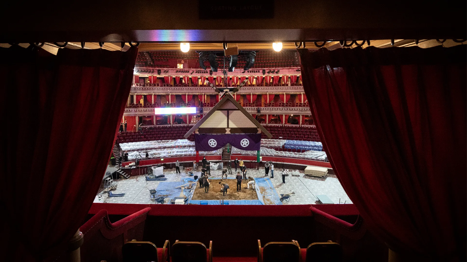 I grandi campioni del sumo si sfideranno per cinque giorni alla Royal Albert Hall