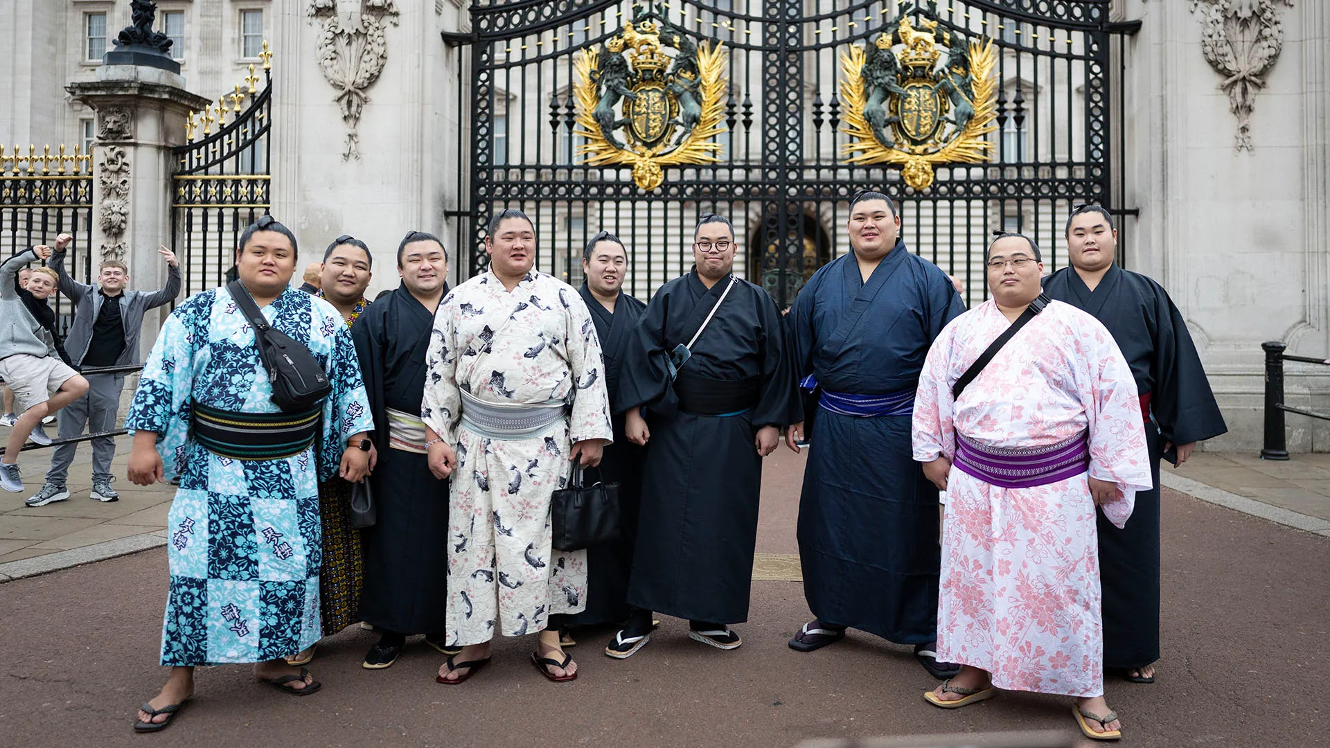 Onosato, Hoshoryu e gli altri campioni hanno girato per la Capitale inglese