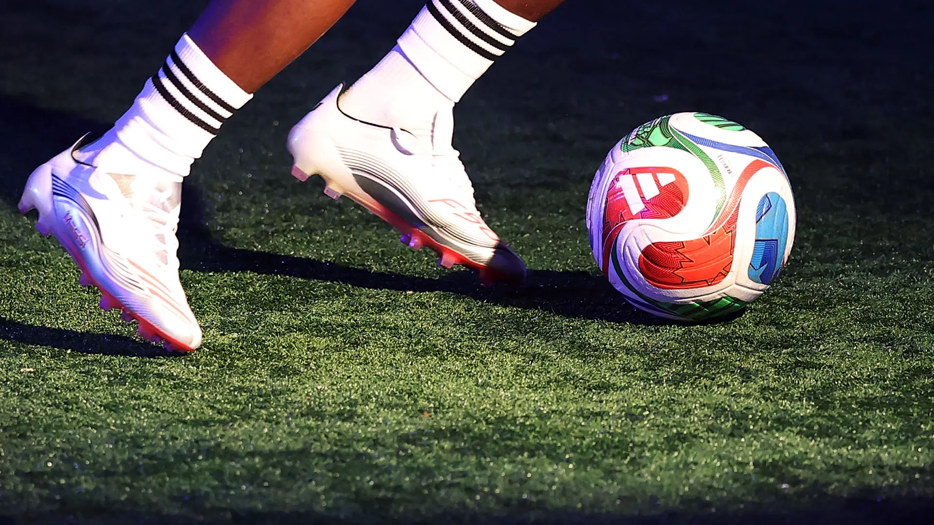 Il sensore invierà dati precisi al sistema VAR in tempo reale, aiutando gli arbitri a prendere decisioni