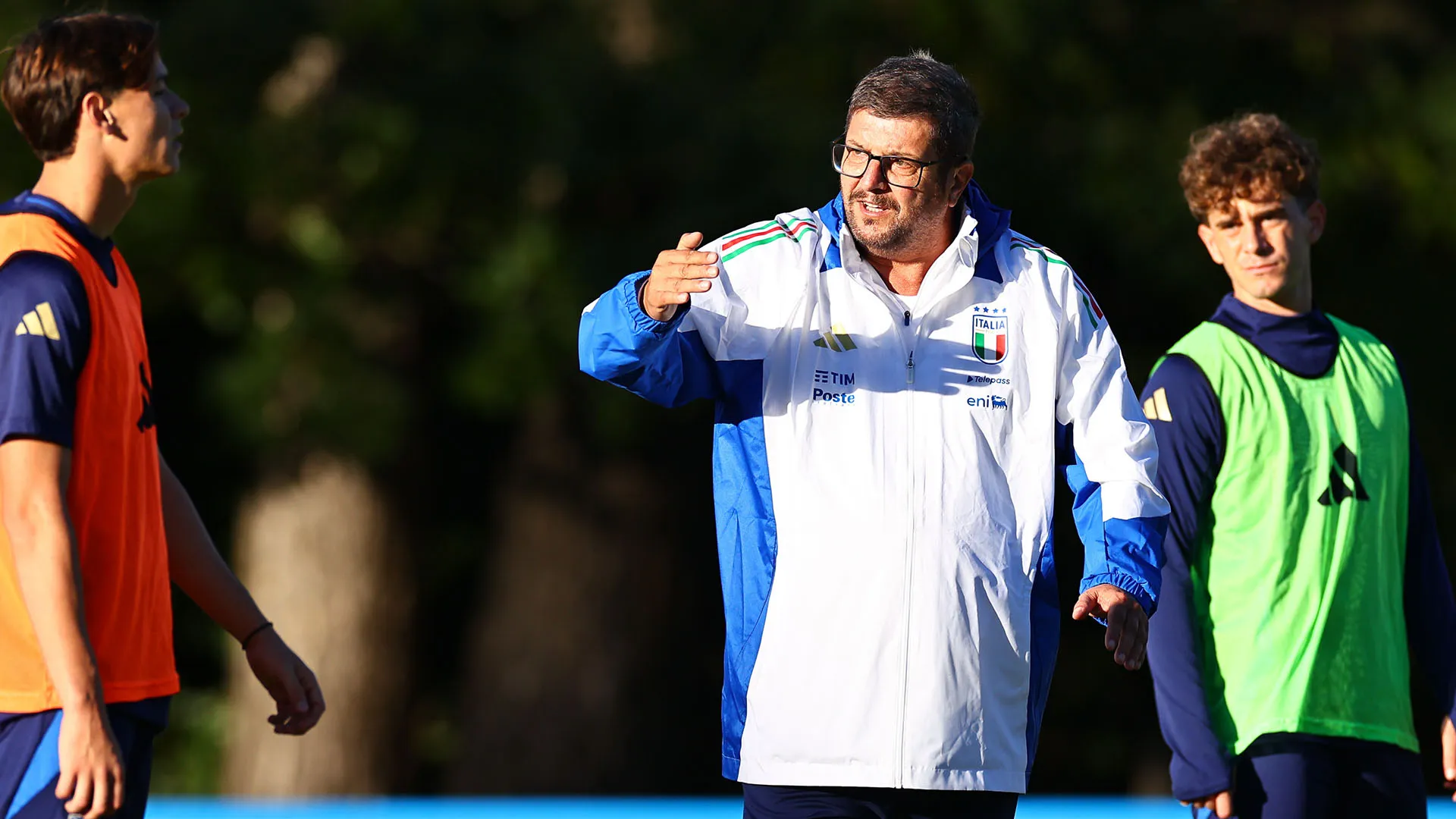 Non è la prima volta che l'allenatore sperimenta il metodo dell'occhio bendato