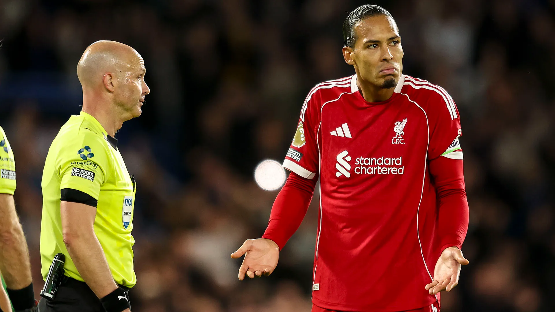 "Ci aspetta una stagione difficile", ha annunciato van Dijk