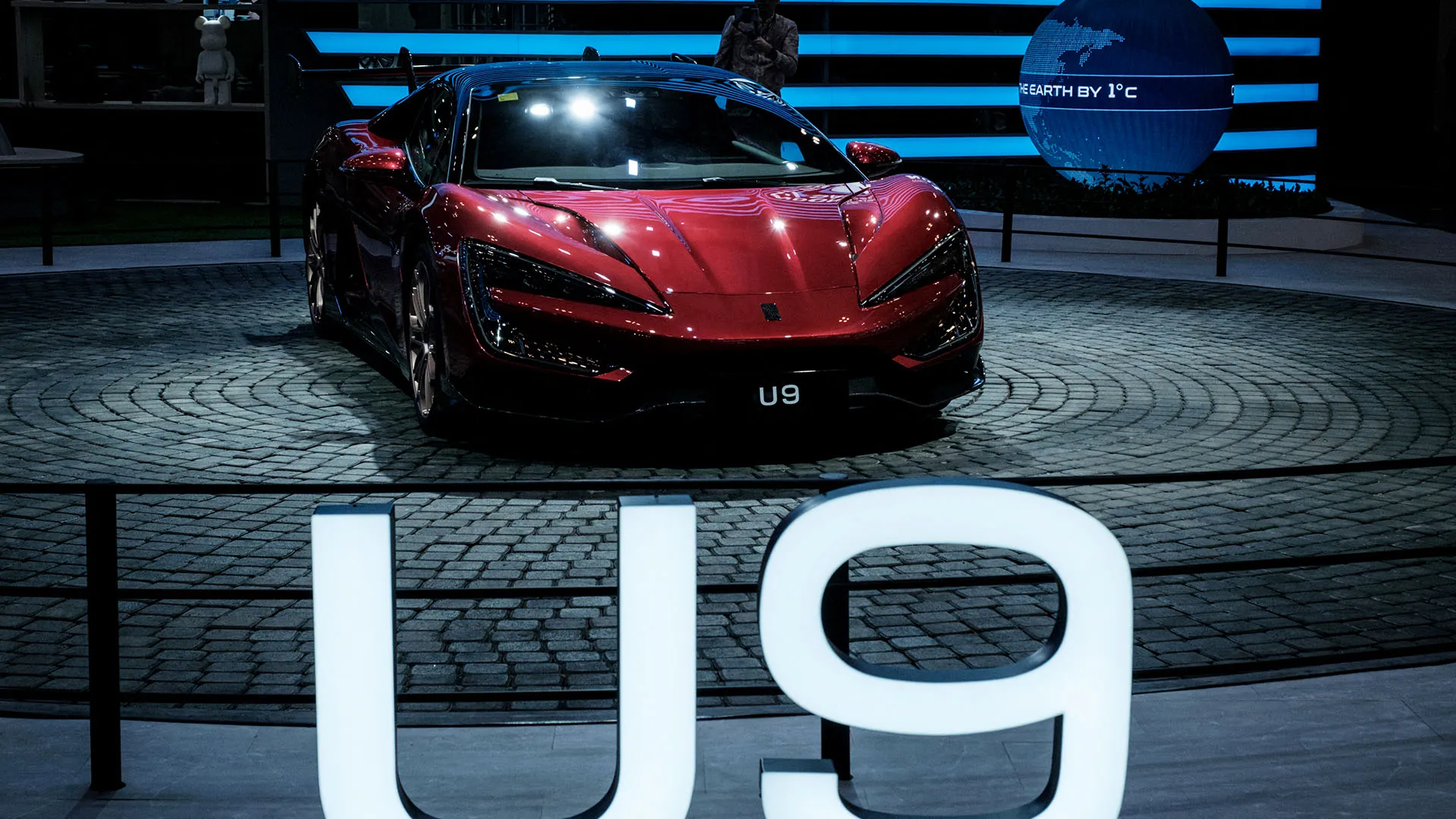 Yangwang U9 Xtreme è stata testata anche su uno dei tracciati più impegnativi del mondo: il Nürburgring Nordschleife