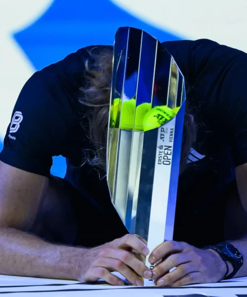 Alexander Zverev non si frena dopo la sconfitta contro Jannik Sinner
