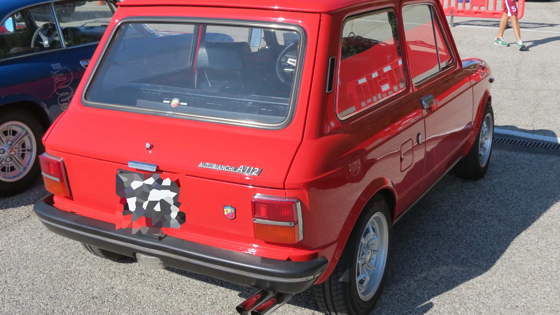 A Torino scatta l'allarme, l'incarico per una rivale credibile va a Dante Giacosa, ingegnere della 500.