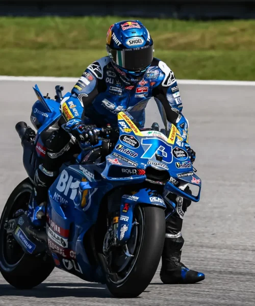 Alex Marquez domina le prime libere a Portimao, Nicolò Bulega e Pecco Bagnaia nelle retrovie