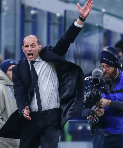 Le frasi di Allegri su Barella e Acerbi fanno esplodere i social