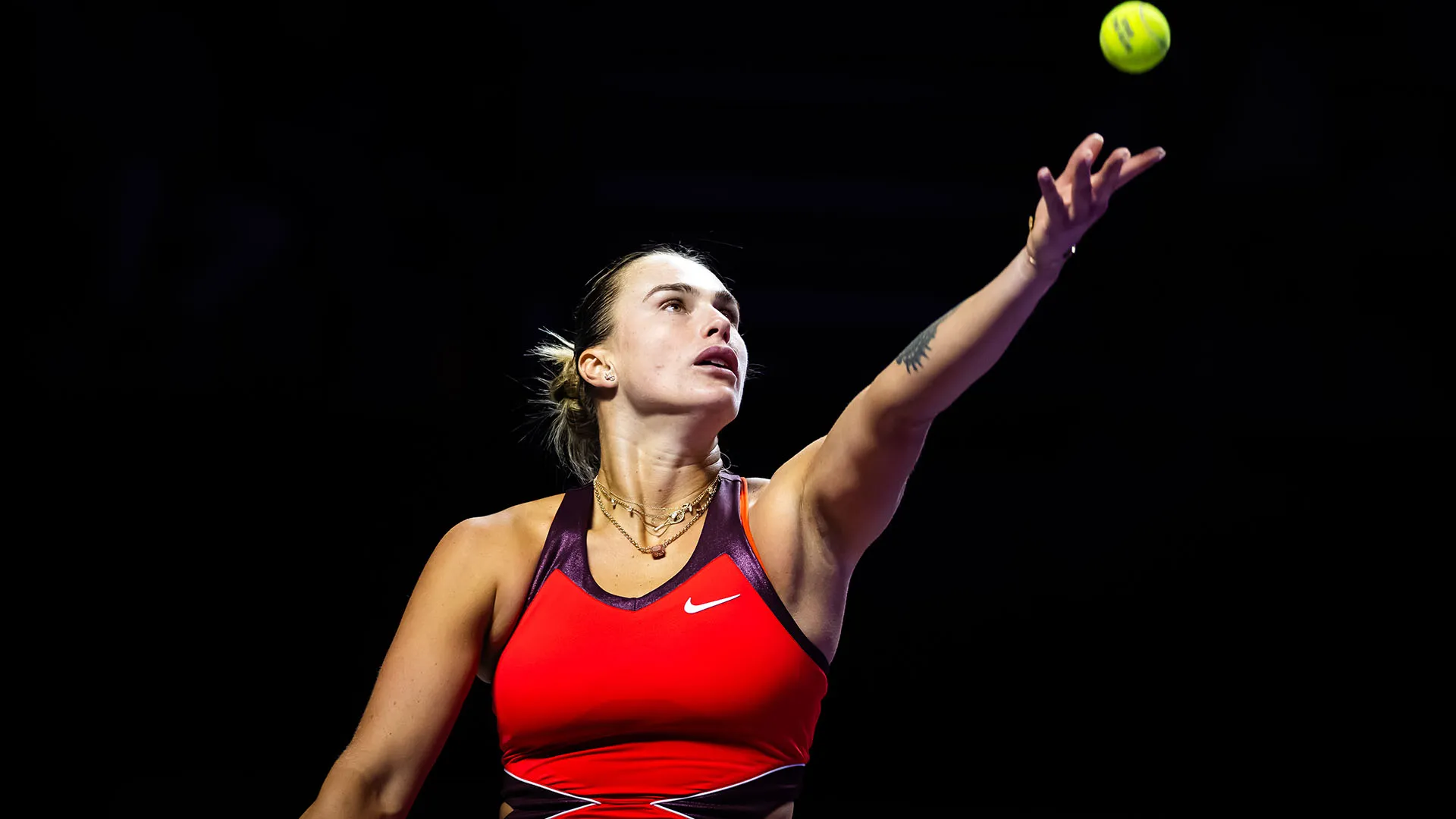 "Spero che sia ancora qui allo stadio; la verità è che non so dove sia"