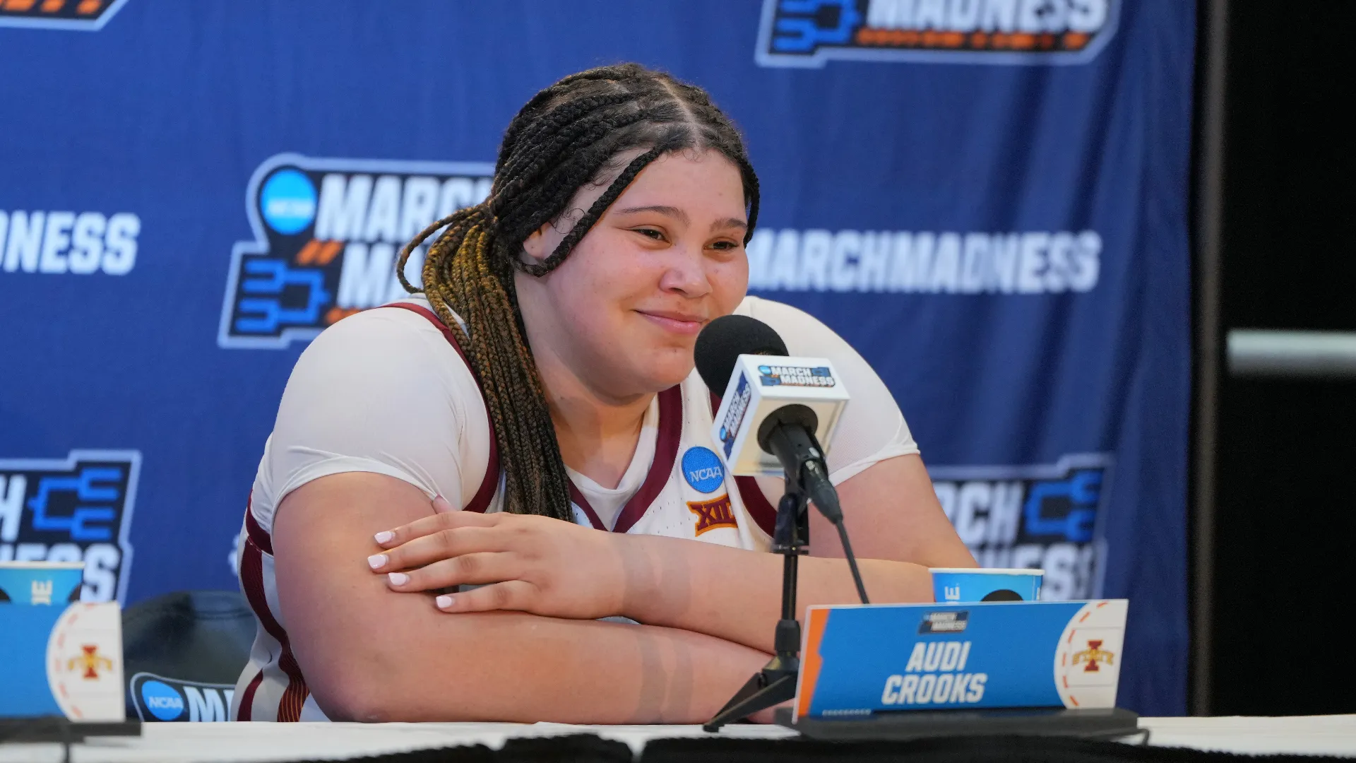 "È incredibile. Lo adoro. Grazie per essere il mio pubblico. Ecco come la penso io" ha detto Audi Crooks
