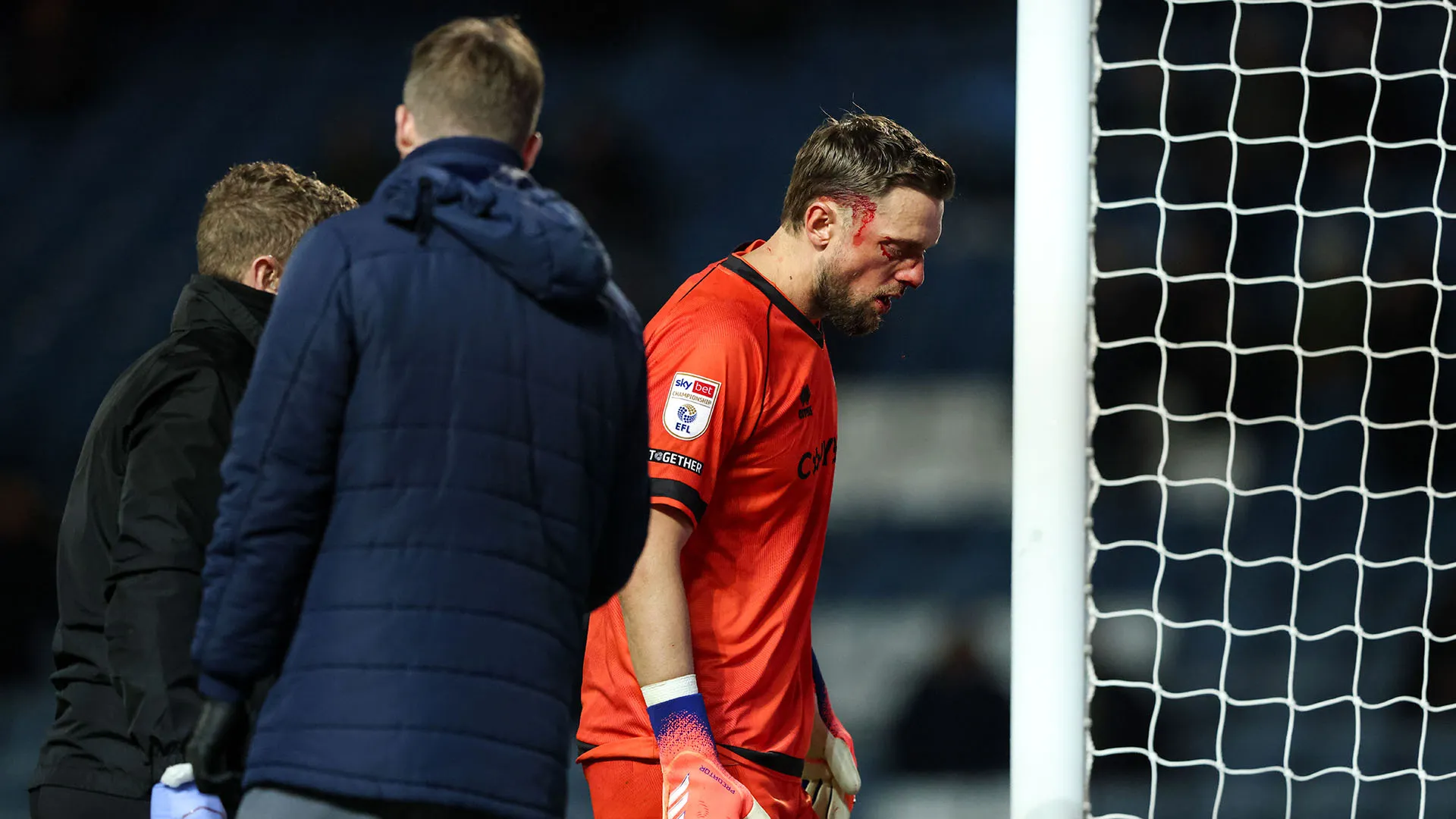 Ben Hamer era anche piuttosto stordito dopo il violento colpo ricevuto