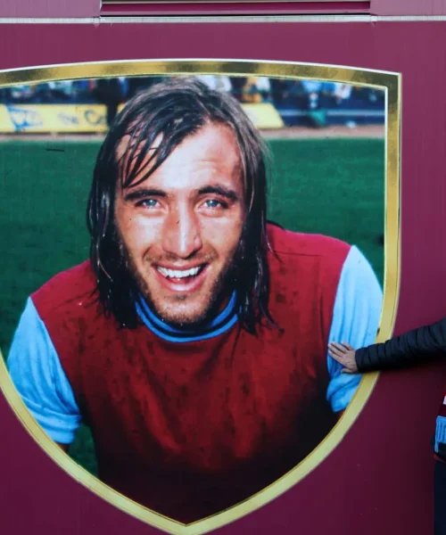 Il West Ham piange il leggendario Billy Bonds