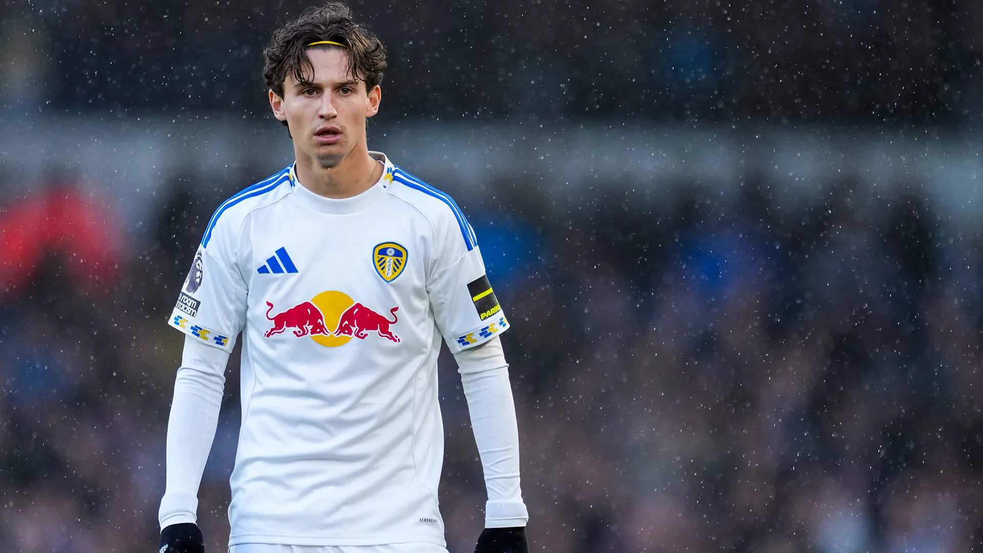 Nonostante una rosa di buon livello, la squadra fatica a ottenere risultati positivi