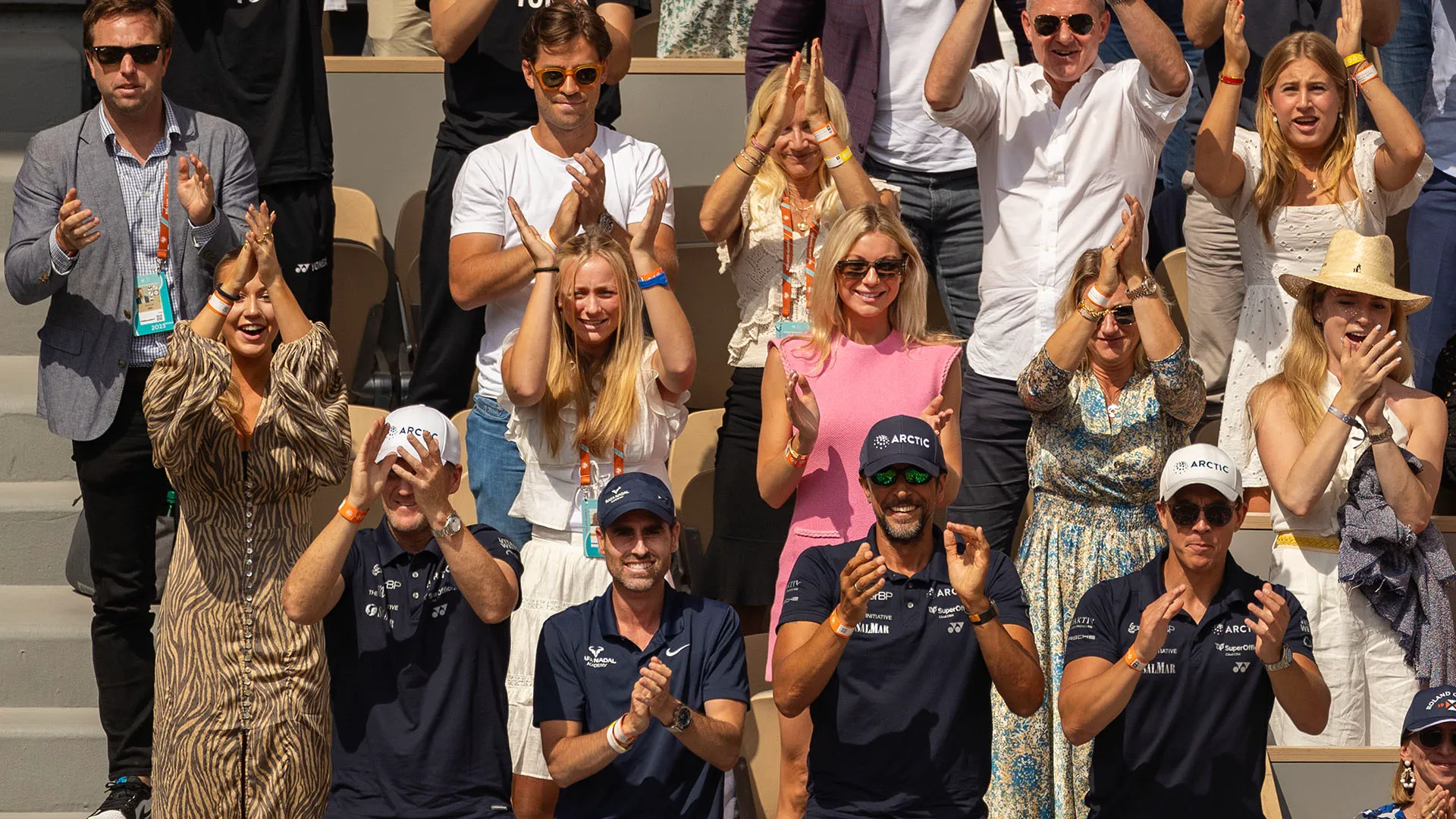 La sorellina Charlotte gioca anche lei a tennis e ha frequentato la Rafa Nadal Academy