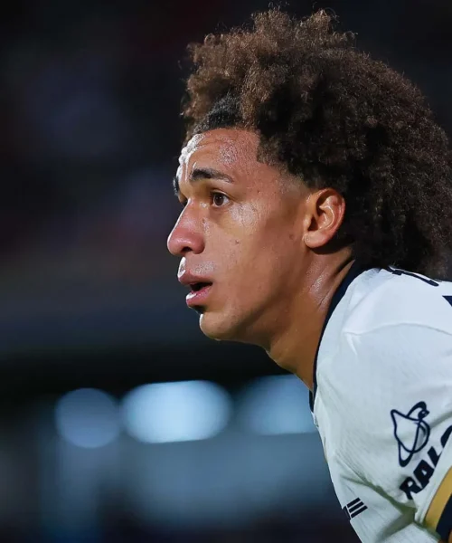 Calciatore minacciato di morte dopo entrata spaccagambe