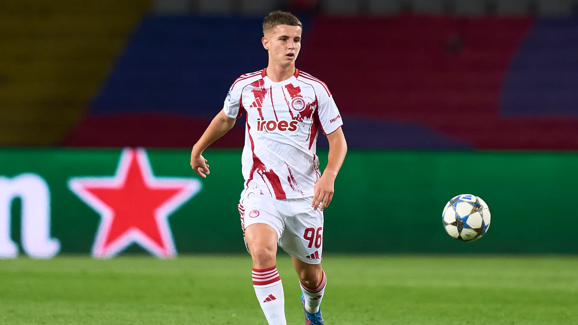 Oltre al Bayern Monaco, anche Napoli e Manchester United l'hanno messo nel mirino
