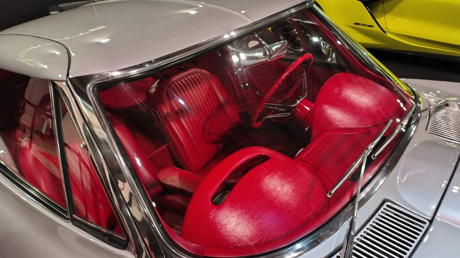 Arrivano camme ad alzata elevata, iniezione di carburante e freni a disco su tutte le ruote.