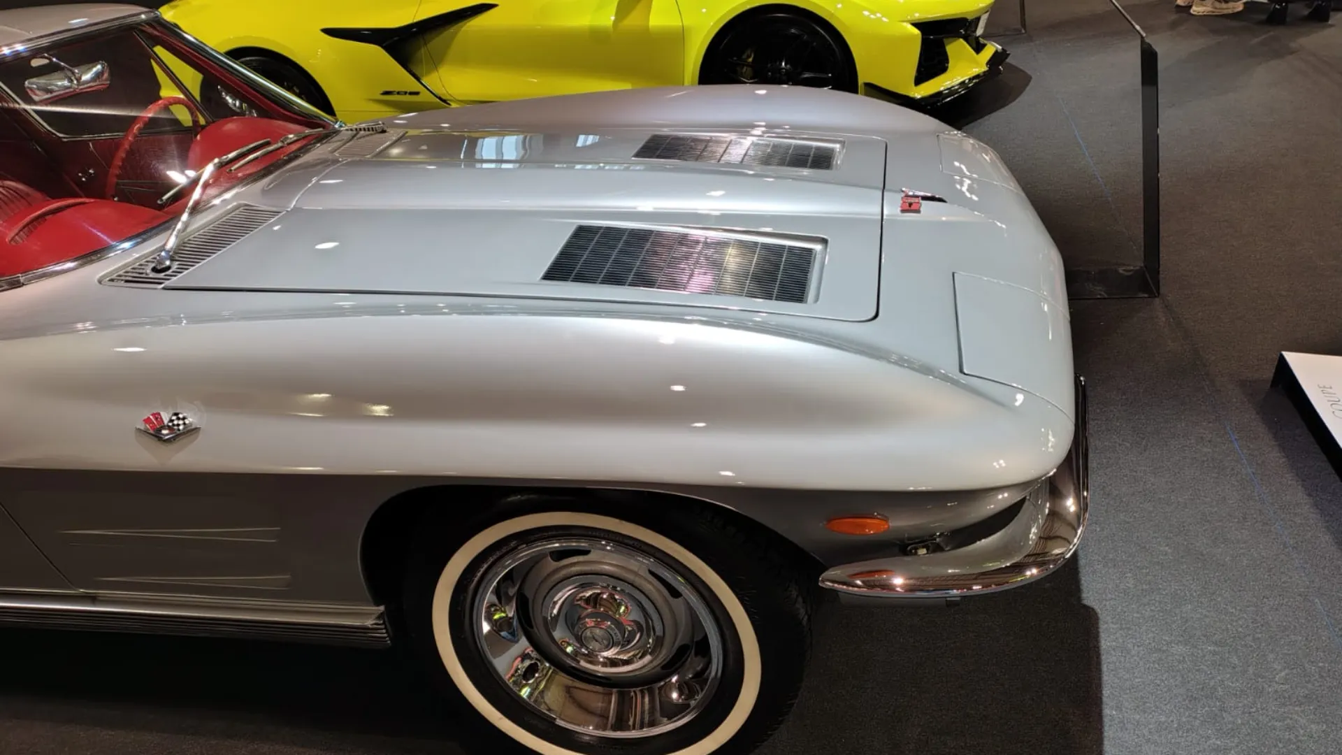 La Corvette ottiene risultati importanti a Pikes Peak e Daytona sotto la guida di Duntov.