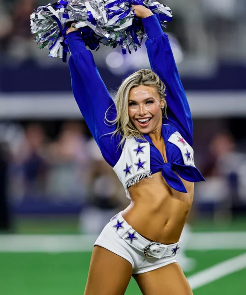È sempre festa con le cheerleaders dei Dallas Cowboys: le foto