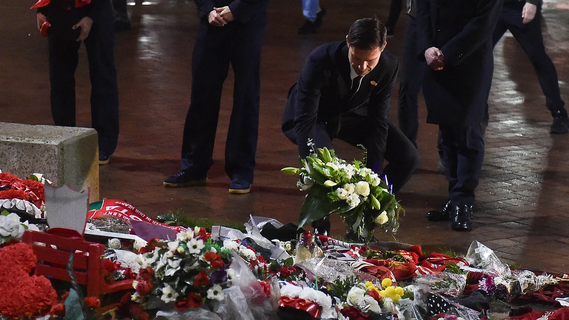 Un momento molto emozionante al quale hanno assistito numerosi tifosi