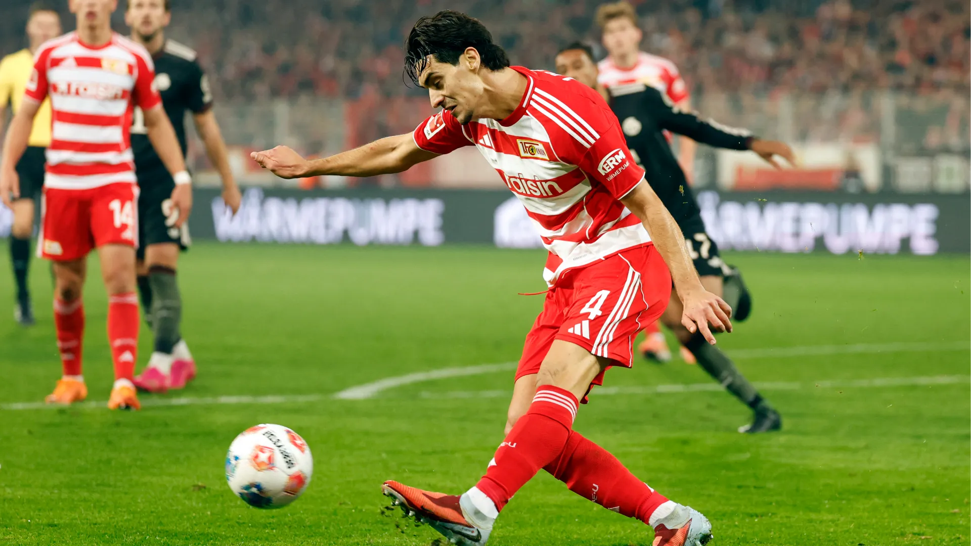 Sulle tracce del campione portoghese ci sono soprattutto Fiorentina e Bologna
