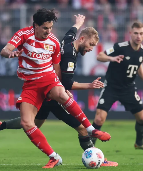 Duello in Italia per il campione della Bundesliga. Foto