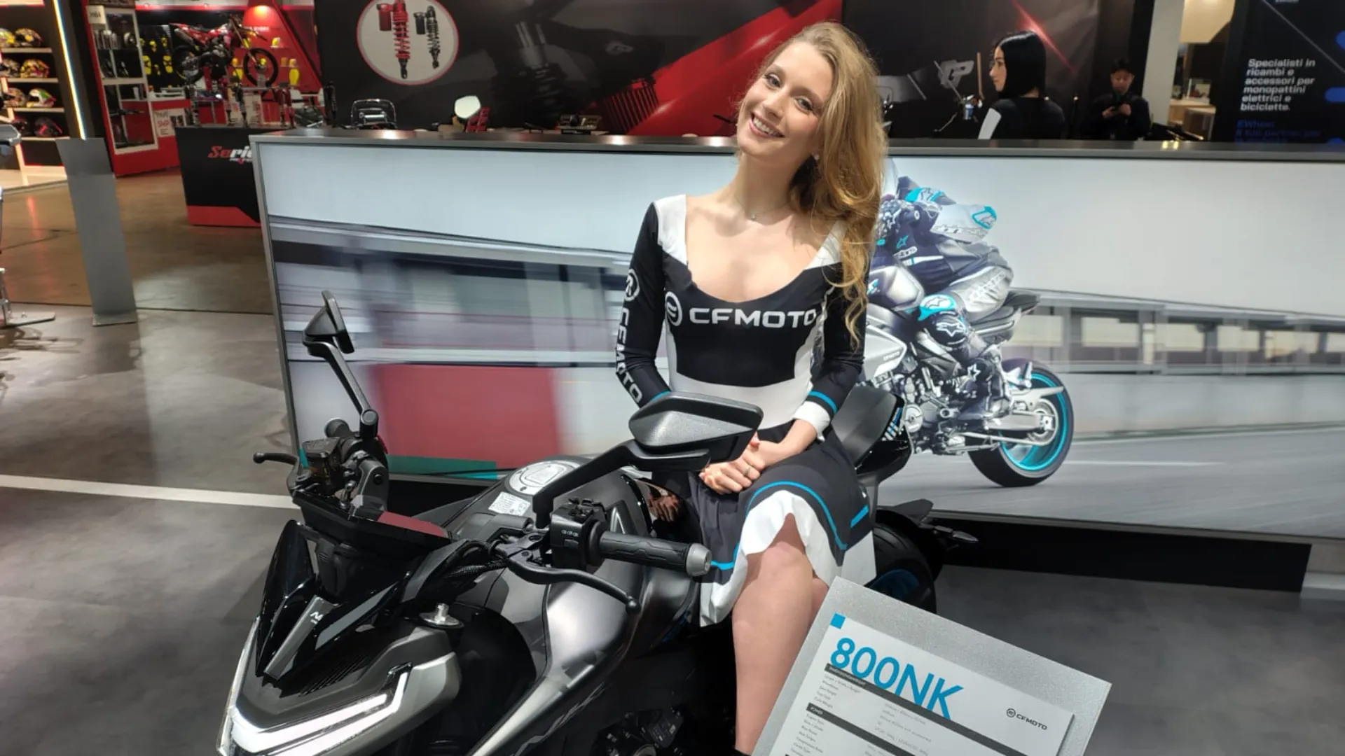 Uno spazio espositivo di 300 mq interamente dedicato ai videogiochi motorsport