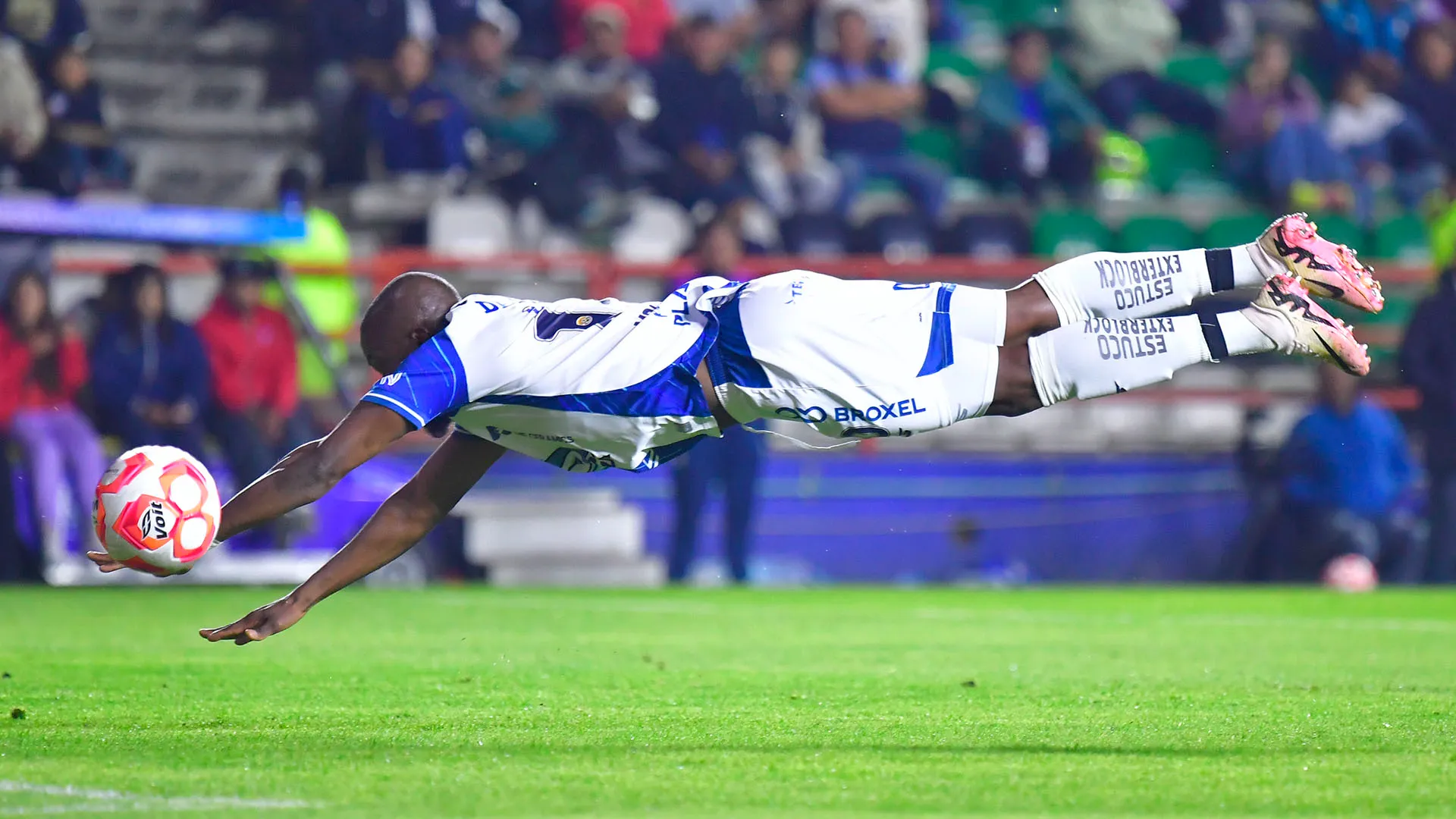 La stella del Pachuca è stato un grande protagonista della partita contro i Pumas, valida per il campionato messicano