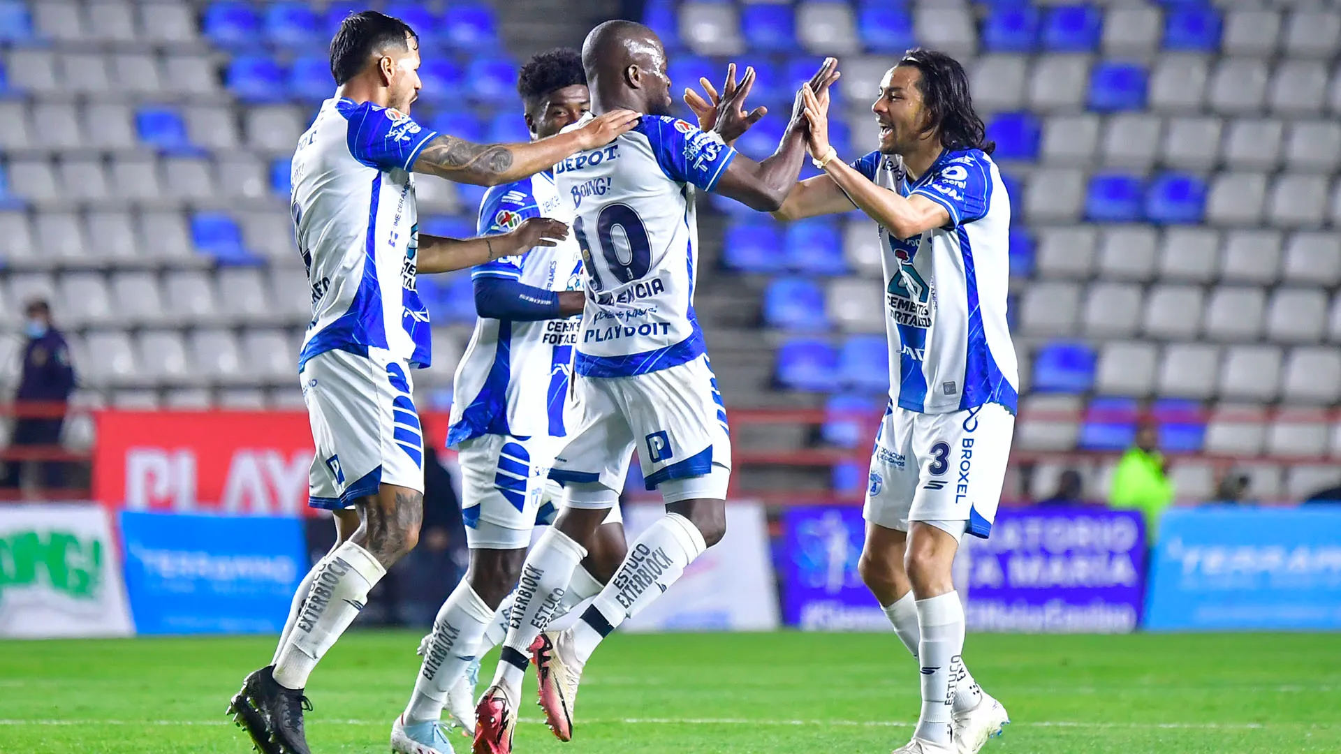 Valencia è andato a segno con uno splendido tiro da fuori area