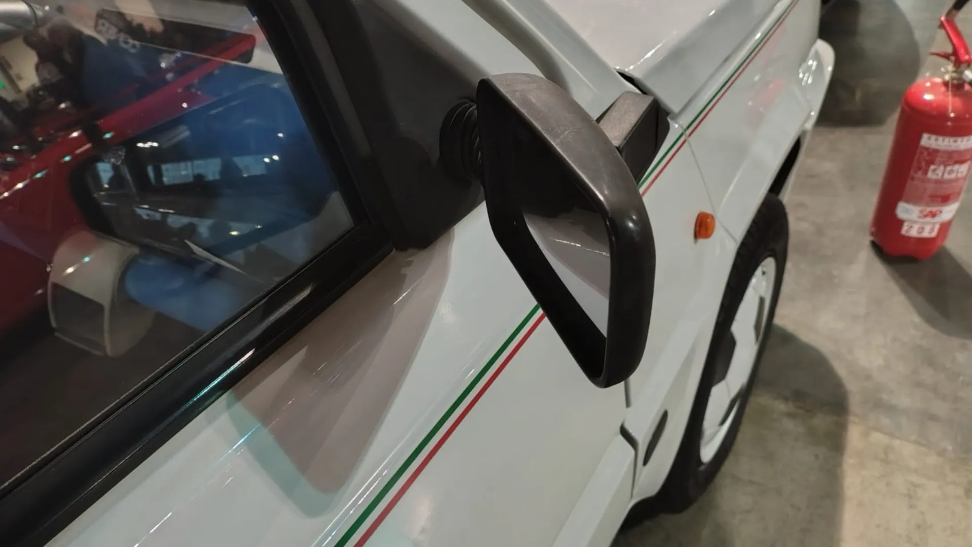 Bagagliaio da 272 a 1088 dm³ abbattendo completamente i sedili posteriori