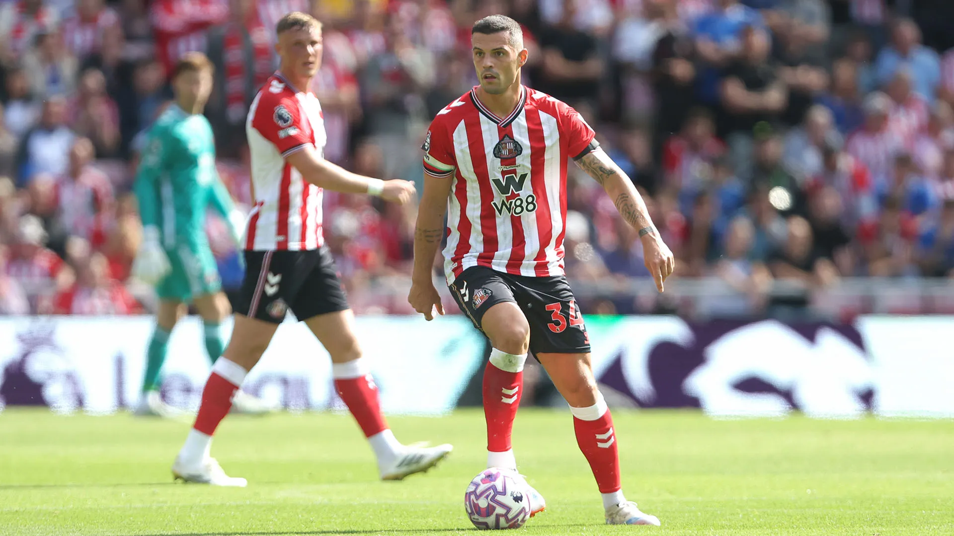 Xhaka è stato grande protagonista in questi primi in Inghilterra