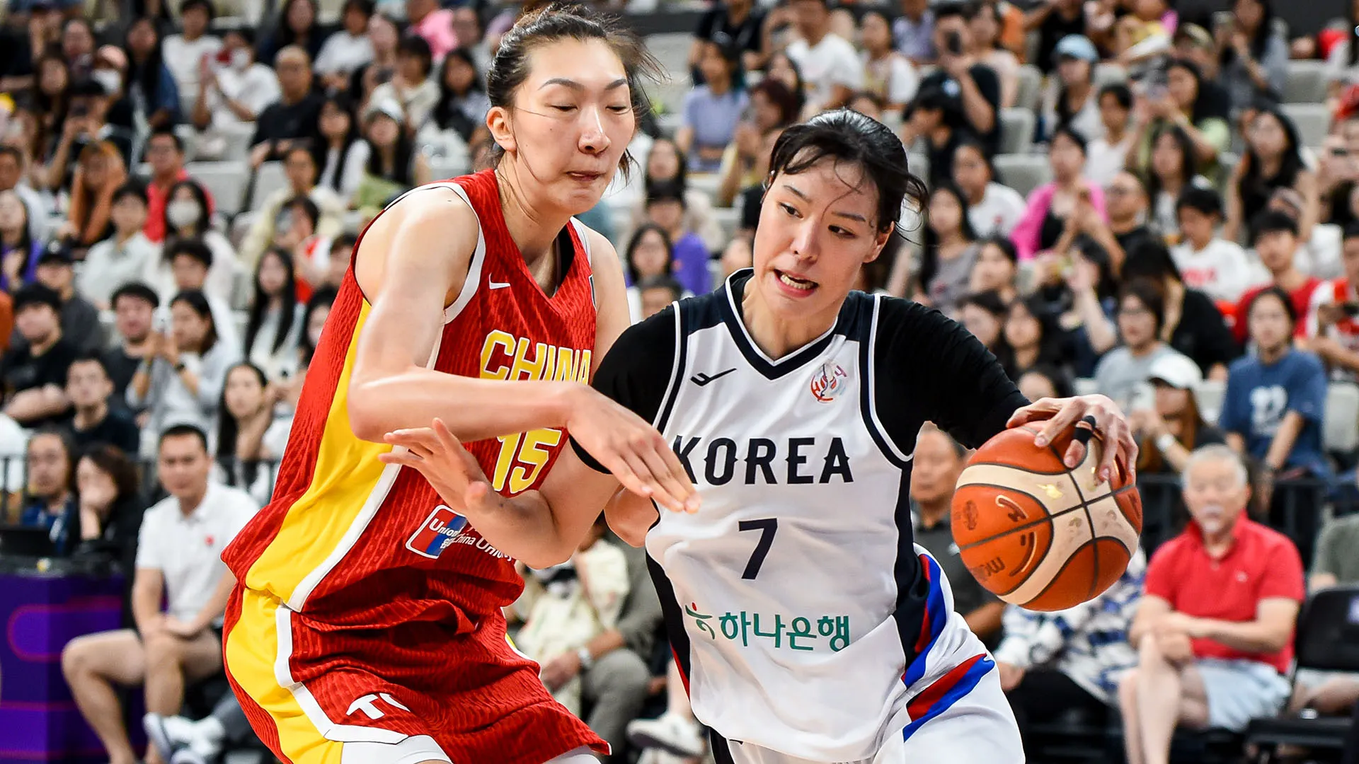 Molti tifosi le hanno soprannominate le "Twin Towers"