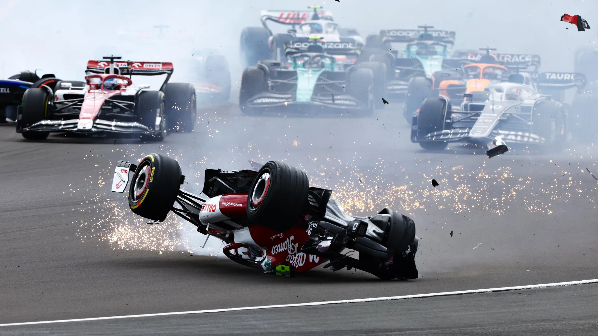 "Non mi sono reso conto di dove fossi finché non ho visto la foto", raccontò alcuni giorni dopo