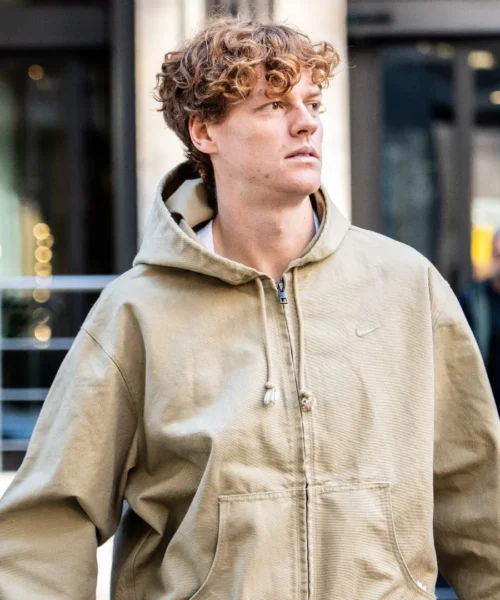 Allenamento con Carlos Alcaraz e bagno di folla per Jannik Sinner a Torino