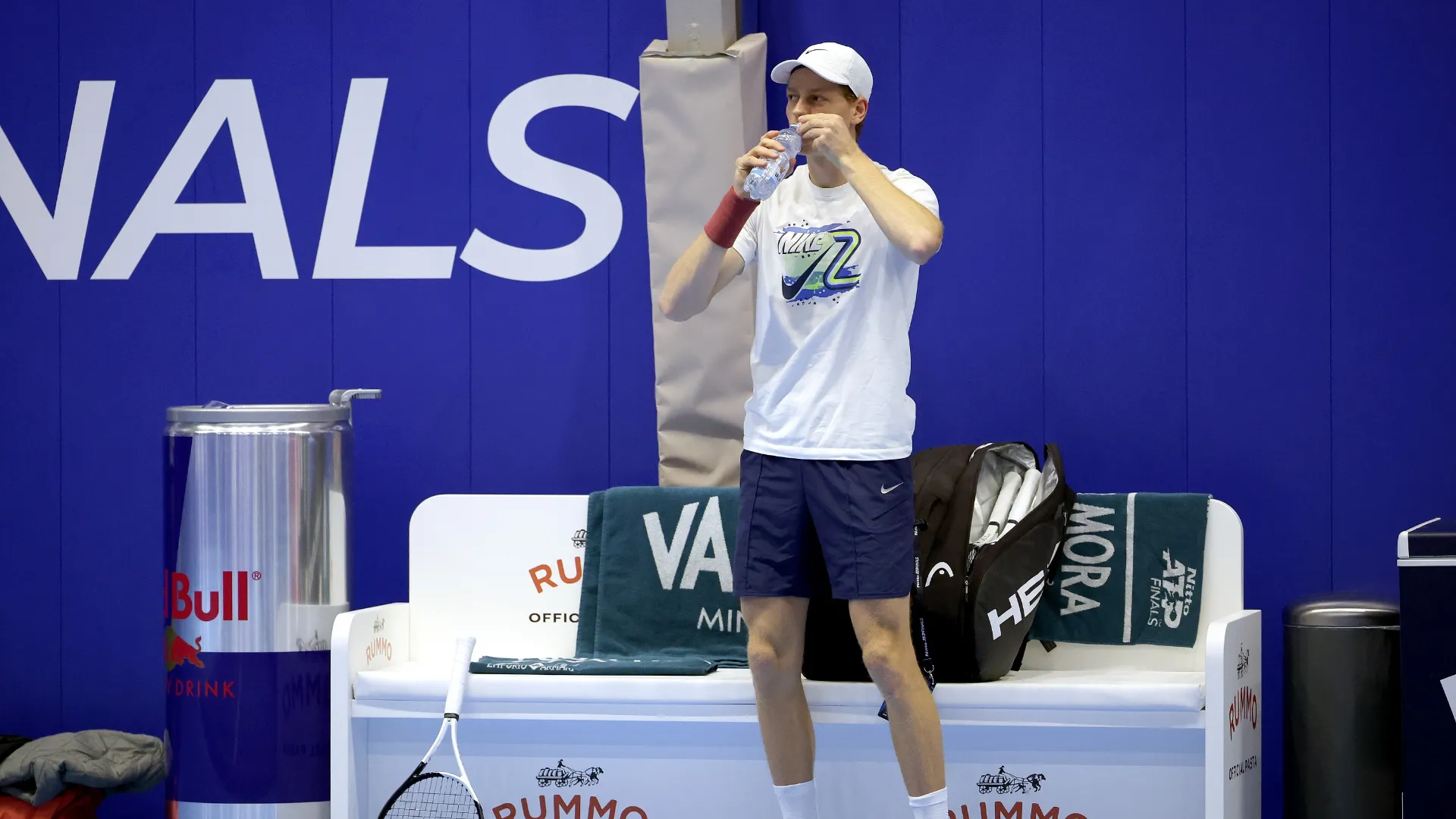 Nel girone Sinner potrebbe anche perdere una partita.