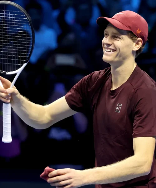 Jannik Sinner come Roger Federer e Novak Djokovic, nuovi storici record