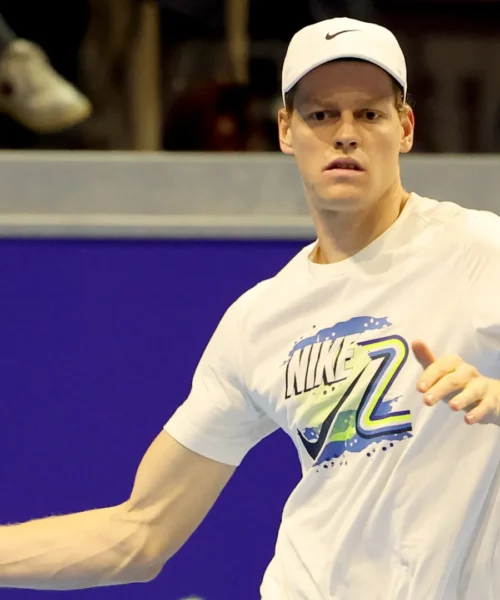 Jannik Sinner, spunta una nuova misteriosa supercar nel suo garare da sogno