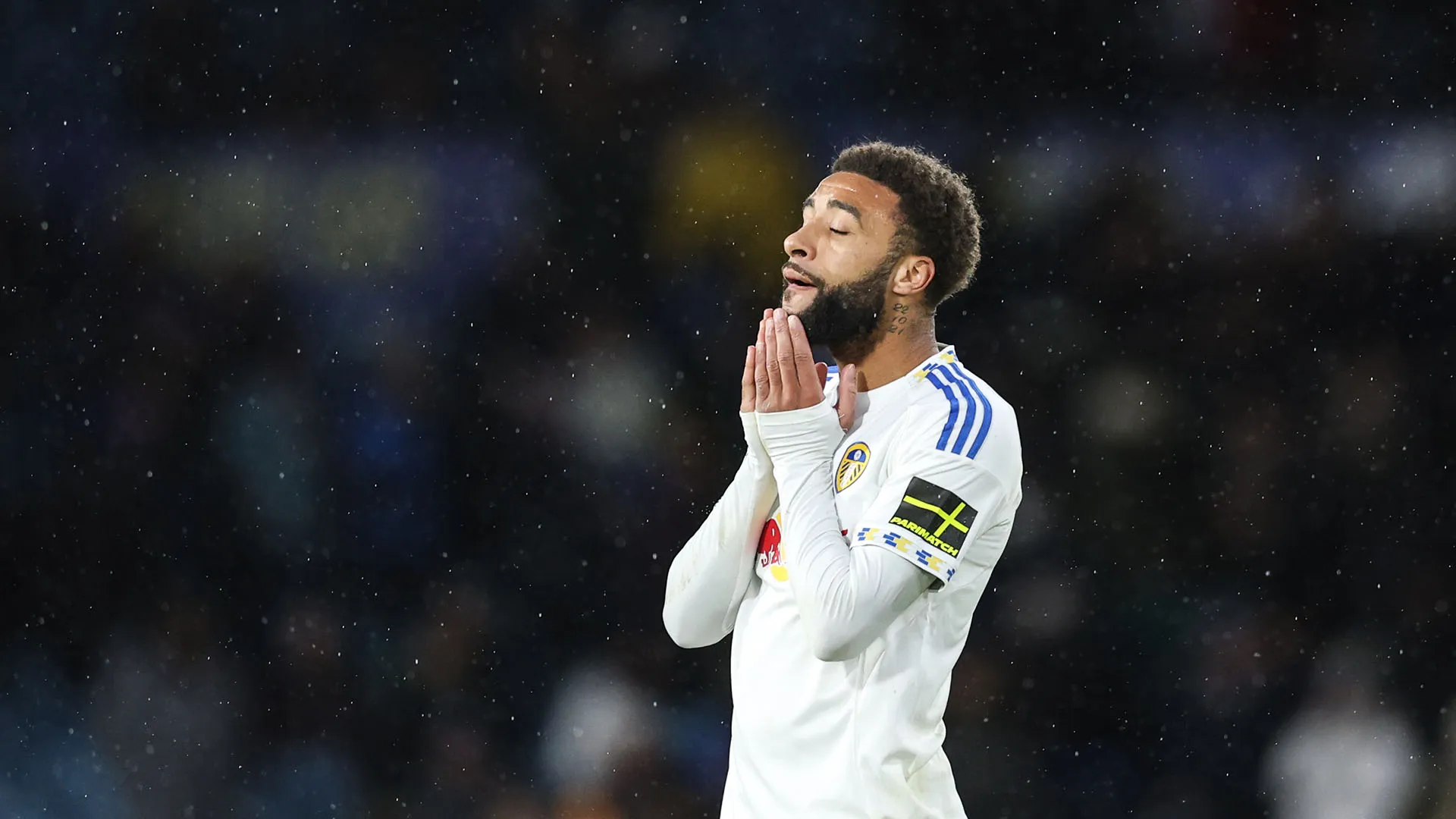 Il Leeds sta facendo moltissima fatica ed è terzultimo in Premier League

