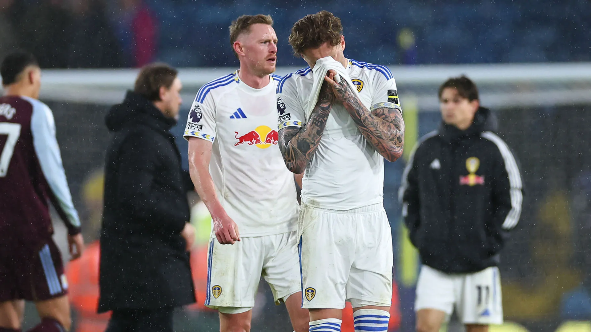 Di certo, però, una vittoria contro una di queste tre squadre potrebbe dare grande morale al Leeds