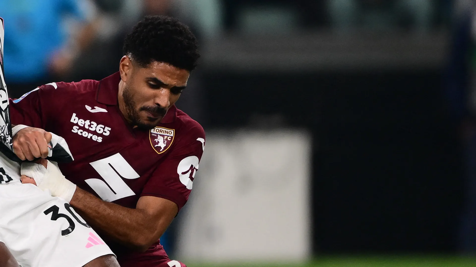 Saul Coco 6.5: brutto cliente Conceiçao ma lui tiene botta