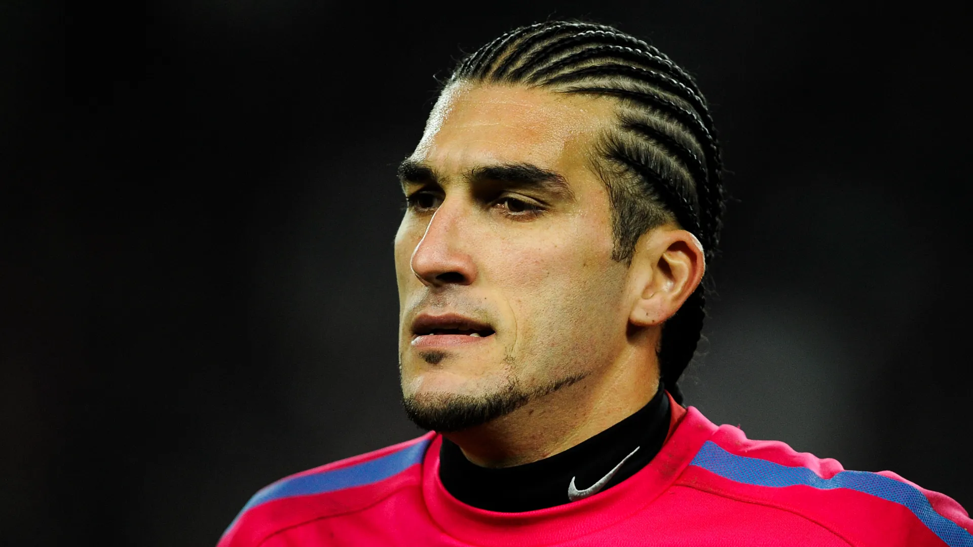 In carriera ha giocato anche per il Betis (1994-1998)
