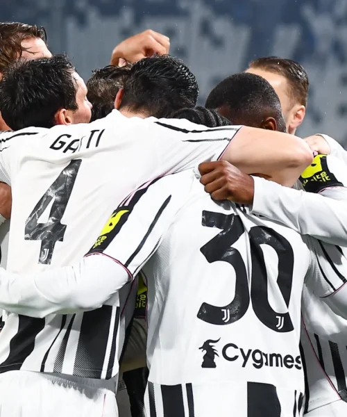 Mercato Juventus: il Chelsea bussa alla porta con 90 milioni di euro per una stella