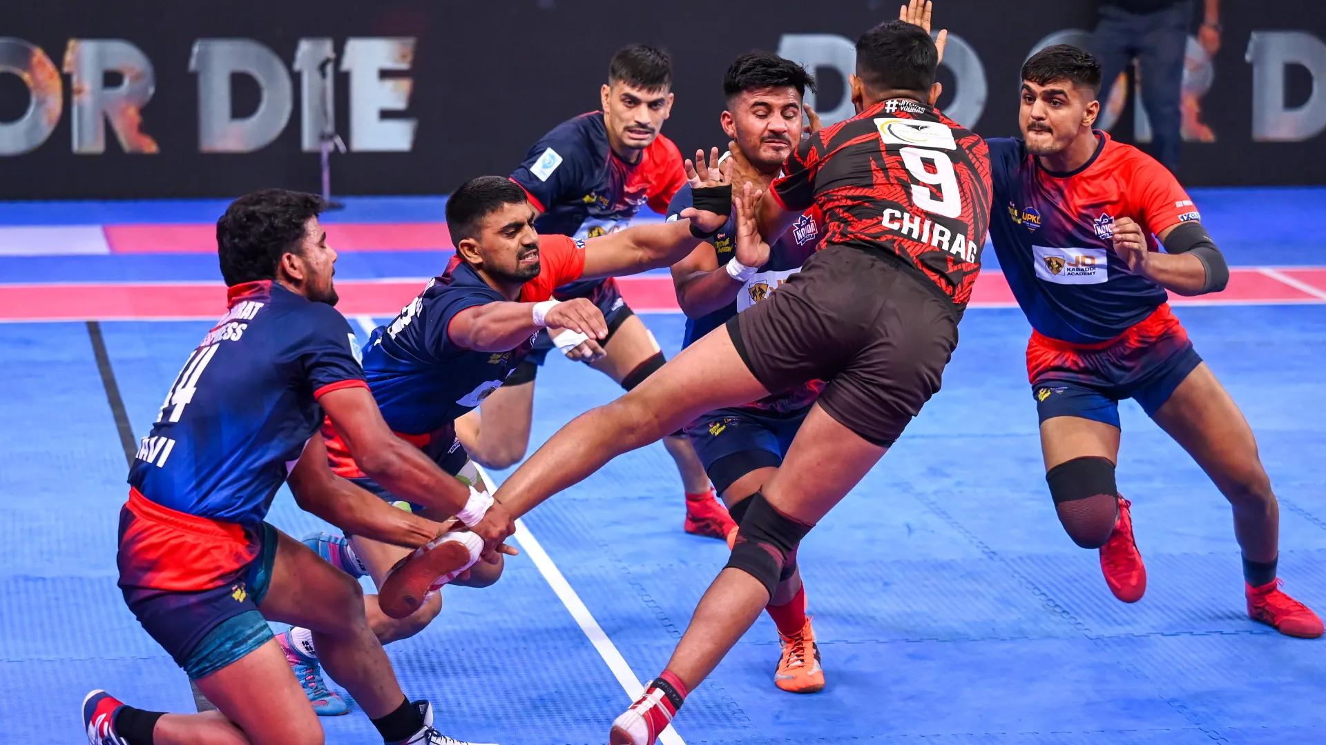 Un tempo i giocatori dovevano ripetere in apnea la parola "kabaddi" durante l'attacco per segnare il tempo.