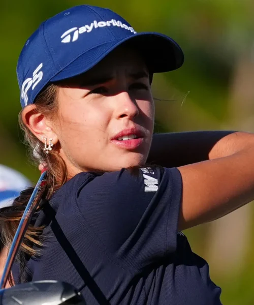 Debutto molto complicato per la nipote di Trump: le foto