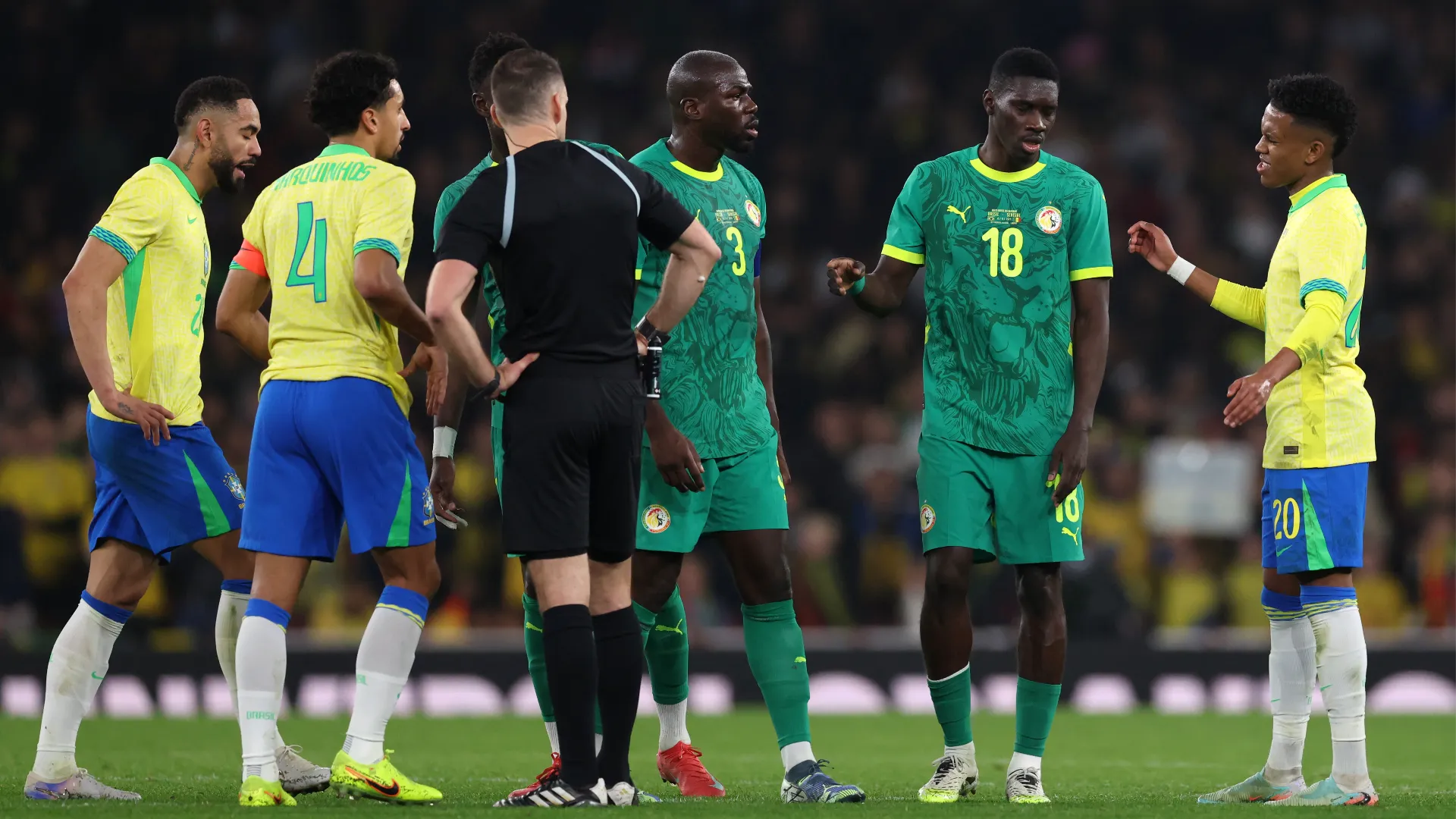 Anche al termine del match Koulibaly ha avuto qualcosa da ridire ad Estêvão