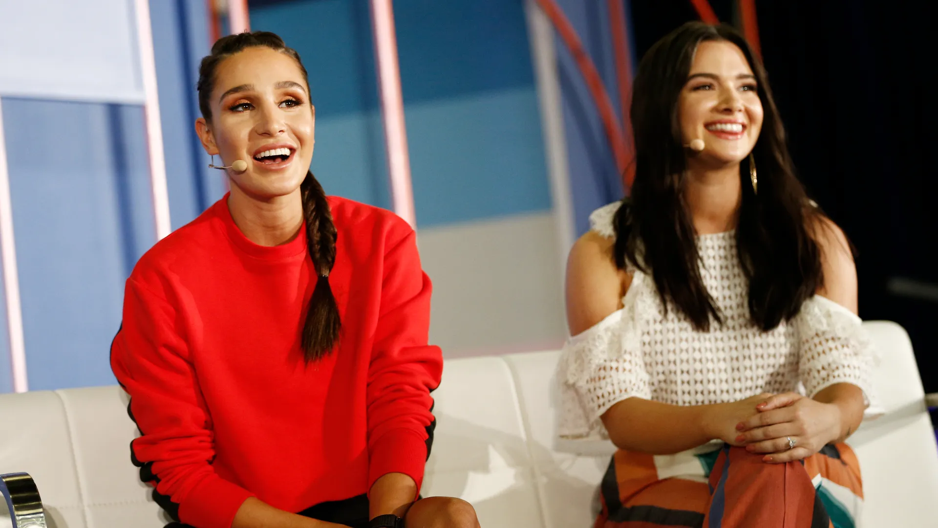 Le sue routine privilegiano esercizi semplici, replicabili e adatti a vari livelli di preparazione
