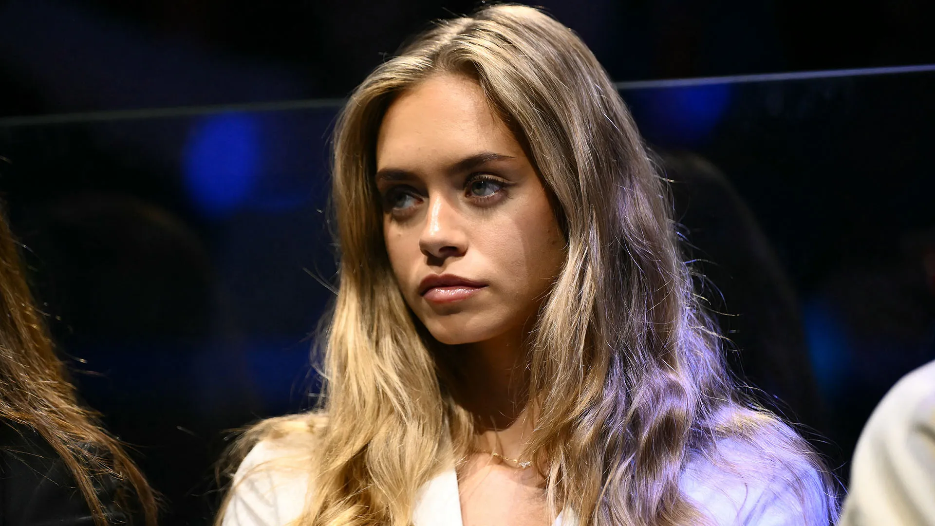 In passato è stata fidanzata con l'ex pilota di Formula 1 Mick Schumacher