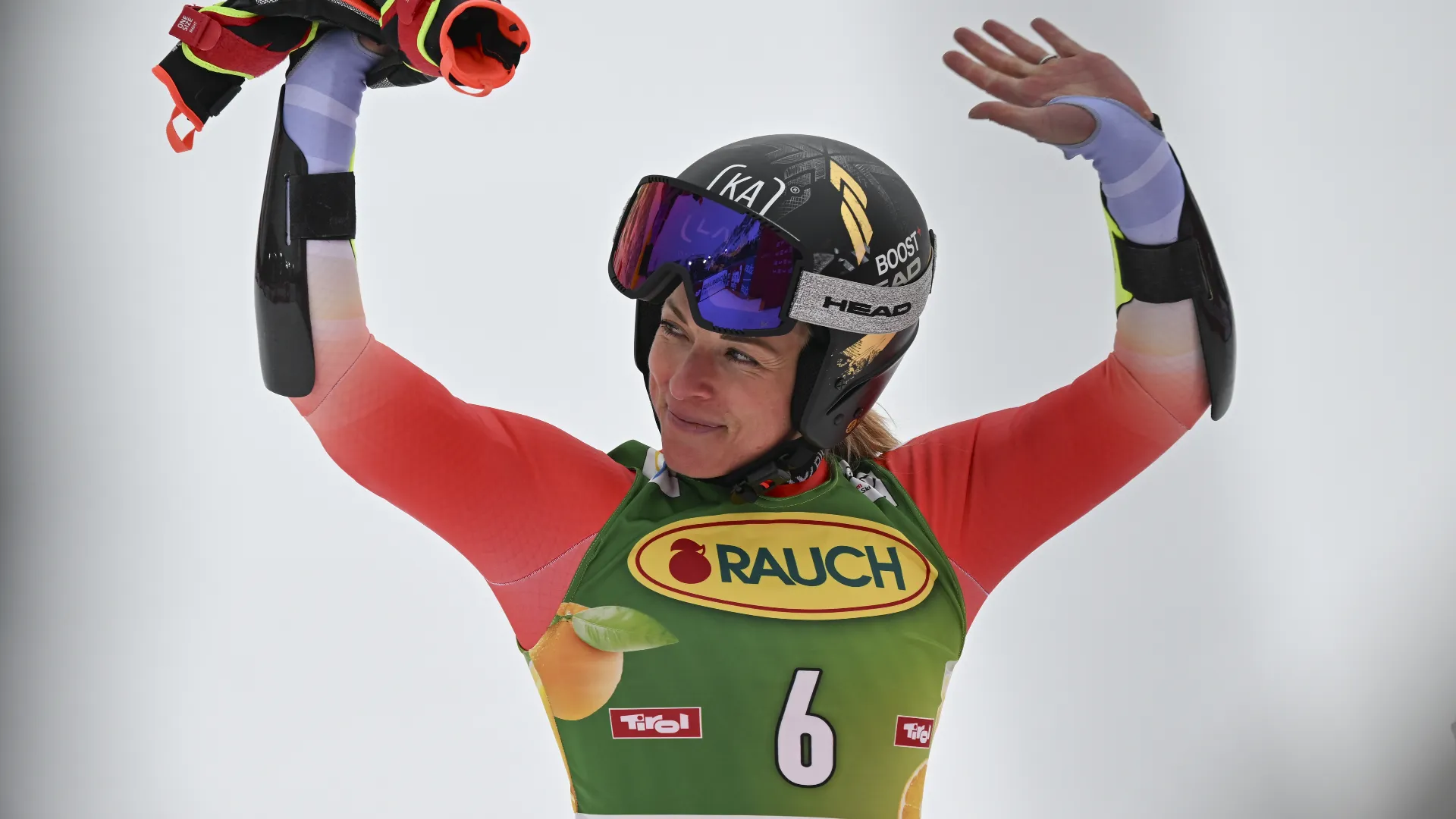 La detentrice della Coppa del mondo di SuperG è caduta durante una sessione di allenamento negli Stati Uniti, a Copper Mountain