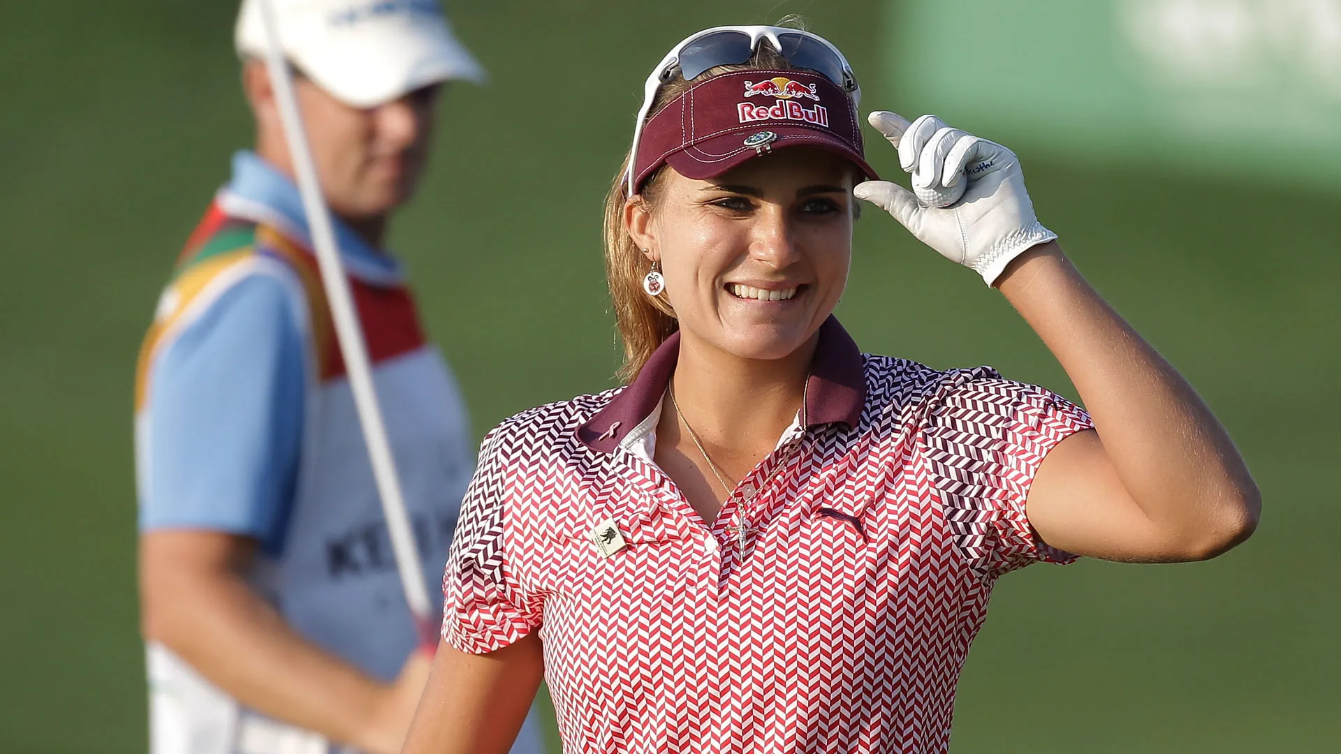 Parallelamente alla carriera sul green, nel 2020 ha lanciato sul mercato anche una linea di prodotti di cosmetica e trucchi
